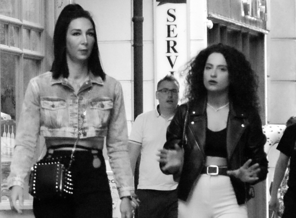 pixelsbyproxy's tweet photo. And I told her... #streetphotography #streetphoto #streetphotographer #friendship #blackandwhitephotography #blackandwhitephoto https://t.co/Us8PelItHe