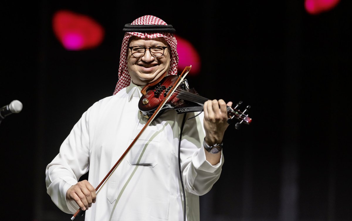 Mhmoudsorour's tweet photo. اللي ما لحق أمس #الاحساء 🇸🇦 أنتظركم اليوم بإذن الله في الاحساء اشدو بكماني روائع الفن السعودي ❤️🇸🇦❤️ اليوم آخر يوم بالحسا 💕 ڤولك كافيه 🌱🇸🇦🌱#volkcoffe @volk_ksa https://t.co/7oZZETkWgC