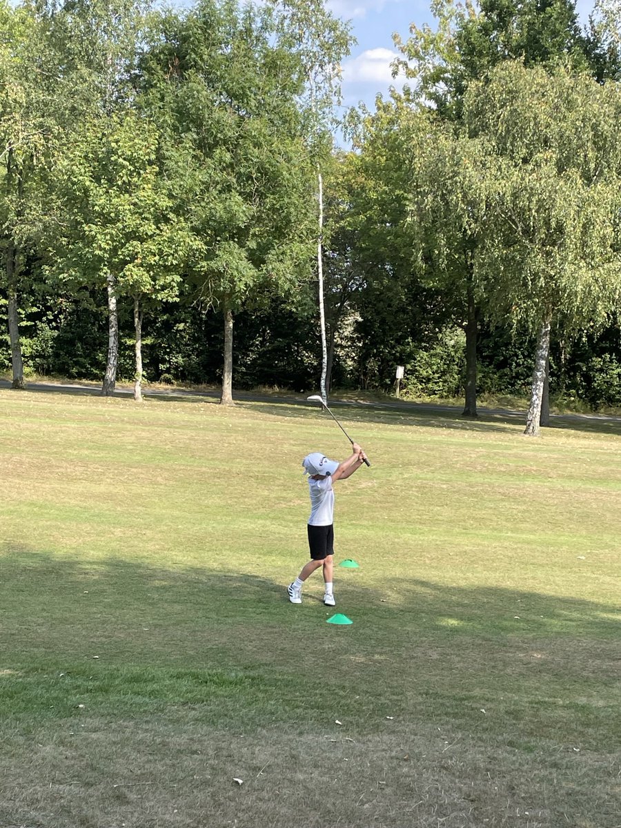 DerbyshireJuniorGolf tweet media