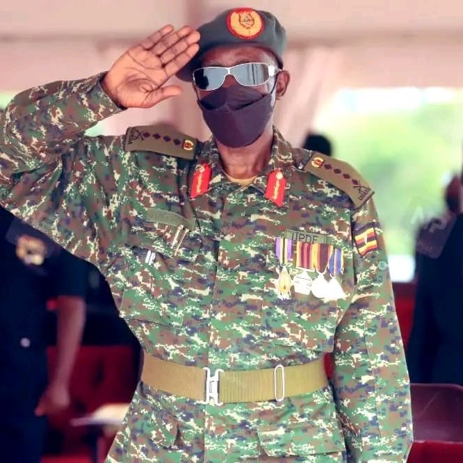 SabulaFm's tweet photo. According to a statement issued by the UPDF spokesperson, Brig Gen Felix Kulaigye, an official vigil will be held at the residence of the late Tumwine in Nakasero this Sunday, starting at 4 pm.
#SabulaUpdates https://t.co/9NnSS9XNdZ