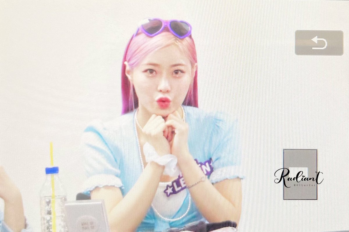 0lLuvfor's tweet photo. 220828 대면팬사인회 프리뷰😈

#하이엘 #Hi_L #이진 #Leejin https://t.co/Xa6cImtFg8