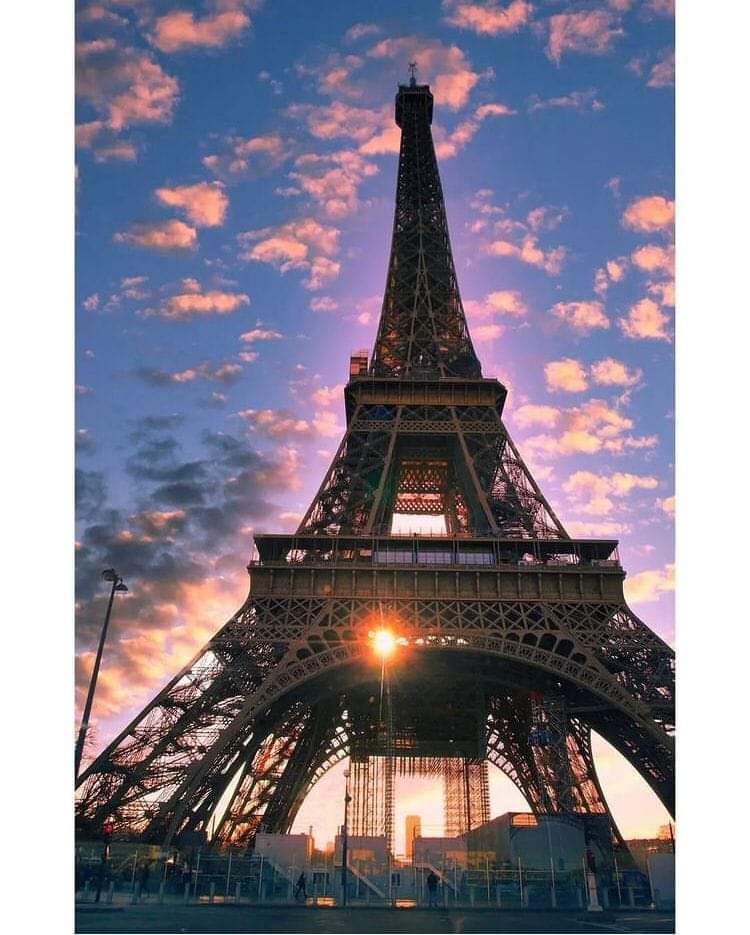 Zain_faathi's tweet image. முன்னொரு காலத்தில் வலிகளாய் இருந்தவை*
இப்போது வெறும் நினைவுகள் மட்டுமே..*

கடந்து வருவதே.. 
வாழ்வெனப்படும்..!! 

#fathi 💜