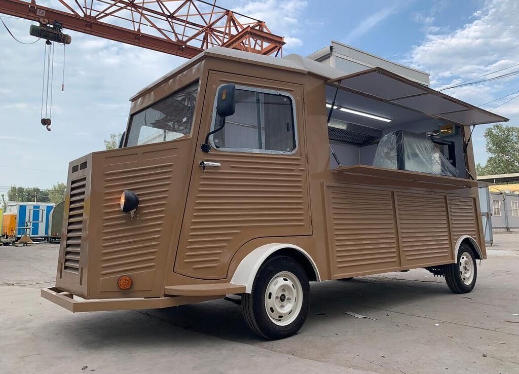 LEMSzdw's tweet photo. 咲くカフェのFood Truck (キッチンカー)の現在の様子🚧

完成系が見えてきた♪

#咲くカフェ #咲くカフェの裏側 #キッチンカー #foodtruck https://t.co/LK3qHee3Ee https://t.co/wKUpP02XjQ