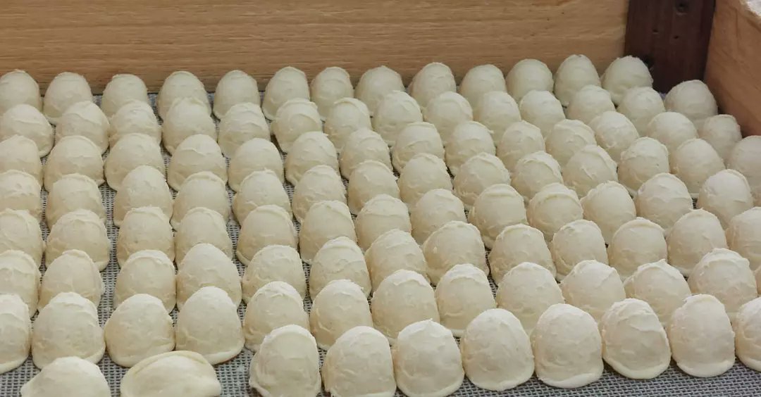 VisitMartano's tweet photo. 25/8/22 - Laboratori ed itinerari con i turisti - 
PT.3 Laboratorio di pasta fresca presso il pastificio "La Sfoglia". 

 #puglia #culturalheritage #pastificio #pastafrescafattaamano #weareinpuglia #regionepuglia #puglia365  #pugliapromozione #visitmartano #greciasalentina https://t.co/YNmBydmpxk