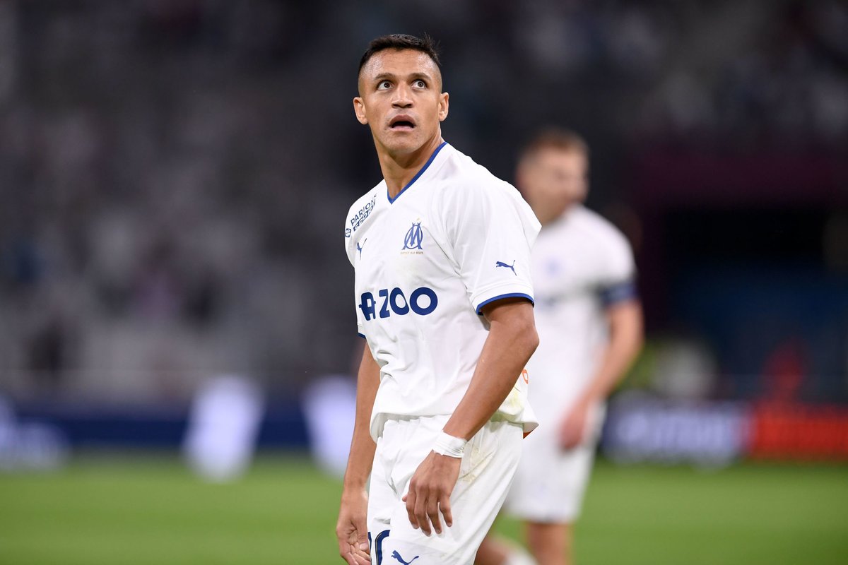 VibesFoot's tweet photo. 💬 Enzo Oliveira, proche d'Alexis Sanchez :

« Le Classique face au PSG sera le match d'Alexis Sanchez, celui qui lui permettra de montrer qu'il est toujours au top niveau européen. »

🎙 @telefoot_TF1 https://t.co/FMJKj5rsPU