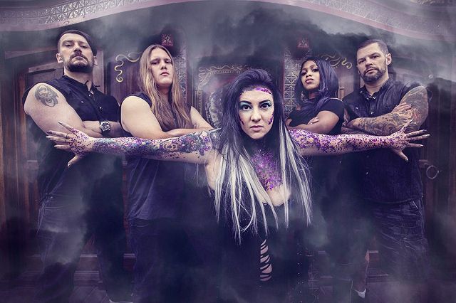 MagazinDivision's tweet photo. Calgarys neues SYRYN-Album „Heads or Tails“ erzählt epische Geschichten von Meerjungfrauen, Matrosen und Piraten!
Hier geht es zu den News:
https://t.co/IqiM4x8MsM
#metaldivisionmagazine #magazine #news #reviews #live #syryn #calgarys #album #canada #kanada @SYRYNofficial https://t.co/uCvSKKyUkd