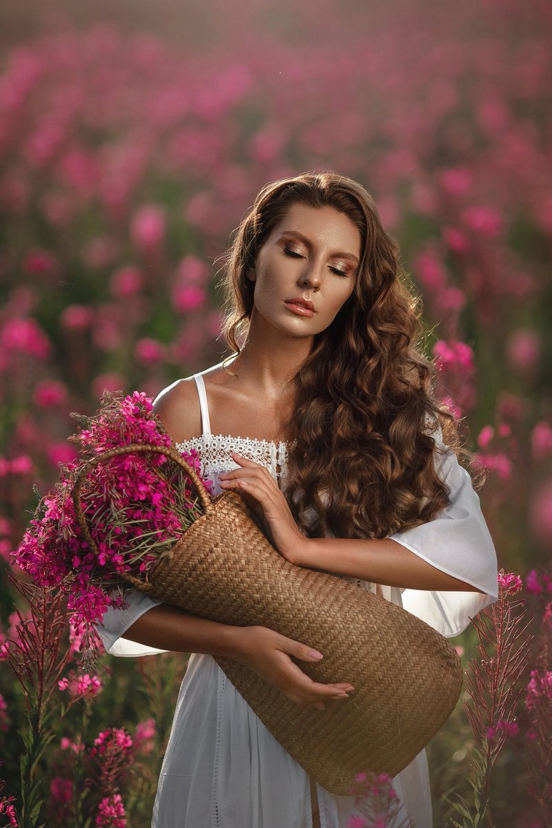 LeraVasilcheva's tweet photo. Dear friends! 
Only 1 day left until end of auction on the @SeedPhoto . My work "July" is available now) 
#nftart #NFTCommunity #NFTs #NFTCreators https://t.co/MCf51ky7Qm