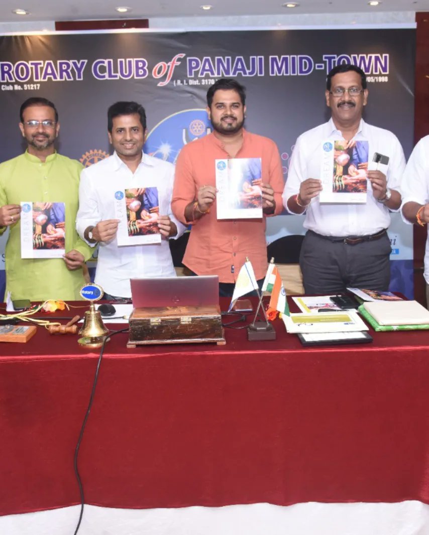 RCPanajiMT's tweet photo. RCPMT's monthly bulletin "𝗧𝗵𝗲 𝗗𝗿𝗲𝗮𝗺" for the month of July was released at the hands of the 3 new members and in presence of Bulletin Editor Rtn Mahesh Patil. The cover page depicted "𝗞𝗮𝗻𝘆𝗮𝗱𝗮𝗻", photograph submitted by Mr Narayan Divkar https://t.co/vpT2vnDffi