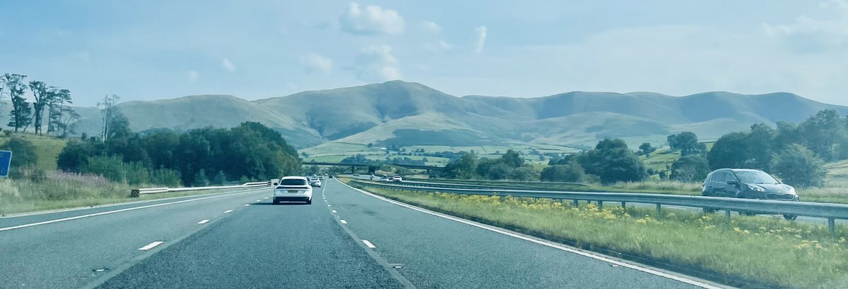 Always love this stretch heading #North through #Cumbria en route to #Scotland 🏴󠁧󠁢󠁳󠁣󠁴󠁿🏴󠁧󠁢󠁳󠁣󠁴󠁿🏴󠁧󠁢󠁳󠁣󠁴󠁿
