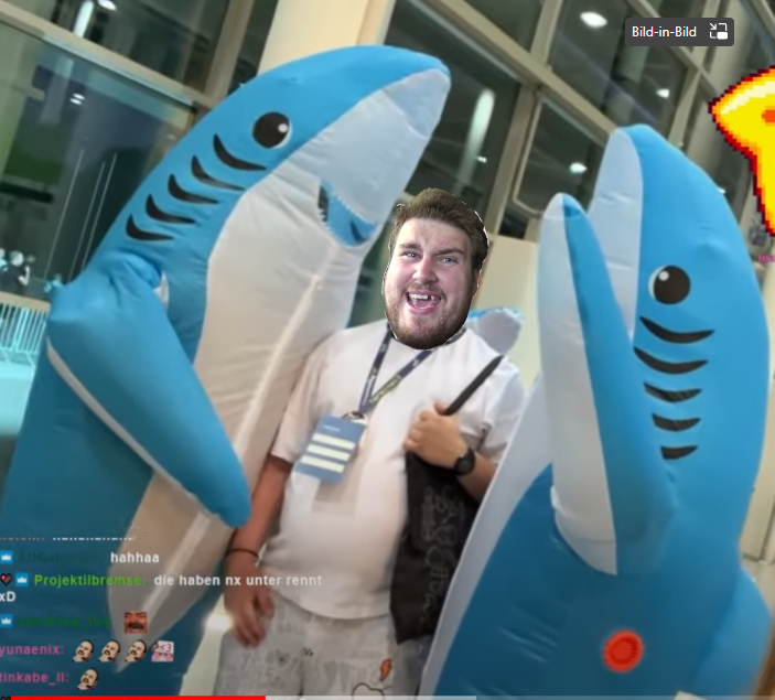 _Hamsterwinkler's tweet photo. Auf der @Gamescom gehen Wünsche in Erfüllung! #drachenlord https://t.co/H5m8HpqjkL
