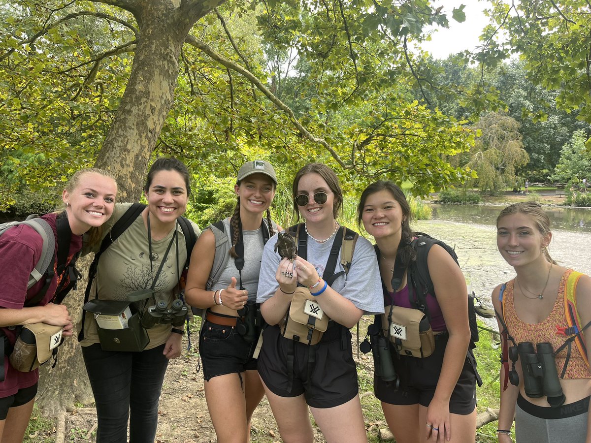KevinHamed1's tweet photo. @vt_fishwild field biology students had a great start to the semester.  We found a stinkpot at the duck pond!  The common musk turtle is not often observed on campus. https://t.co/5ElnzRDtPp