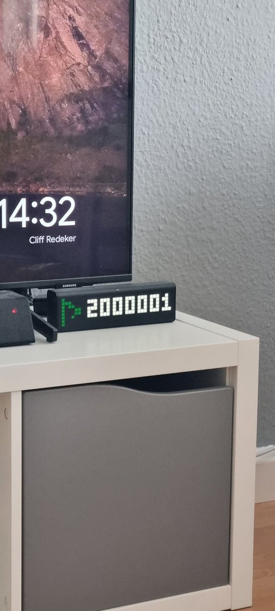 PloudOS's tweet image. Thank you for everything guys! We have reached 2 million created servers on PloudOS! 🥳🎉🎊

Last year August we hit our first million created servers 😊