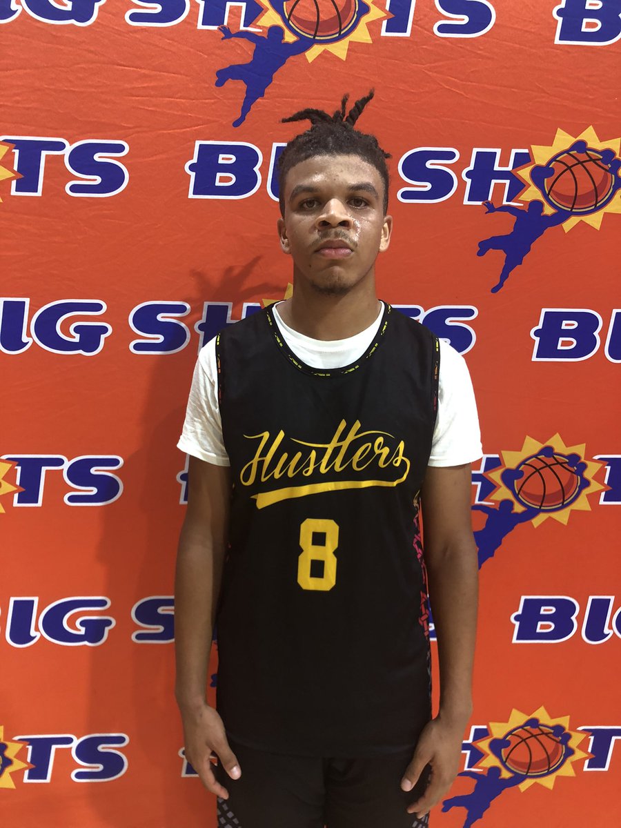 BigShotsGlobal's tweet photo. #bighots #rockhillfinale 
16u

Carolina Heights 86
33 Mikey Wilkins 18
3 Kaden Phillips 12
1 Jd Bowman 14

Hustlers 63 
8 Kellen Flowers 18 https://t.co/8G7vJe6OYU