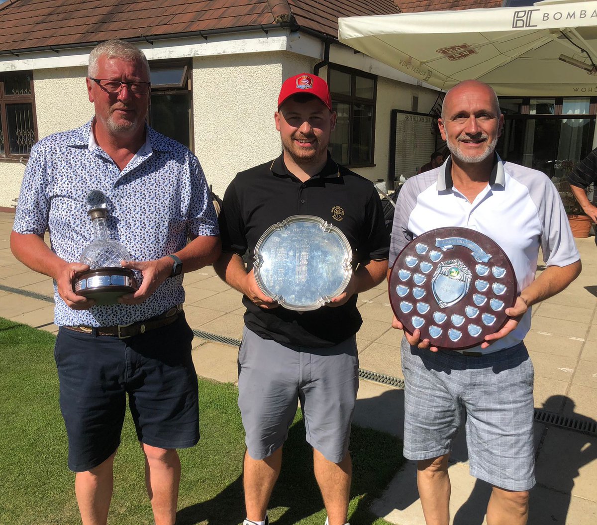 HasteHillGC's tweet photo. Our Club Champions for 2022.
Ferndown Salver Best Gross, Liam Cella with 143 (c) Ferndown Plaque Best Net, Maurizio Patane (r) 142, Bronze Medal Best Net Div 2, John Holloway 146. #hastehillgc #northwood #golf #golfcourse #golfclub #middlesexgolf #londongolf #golfhillingdon https://t.co/Pf1TMyFnzn