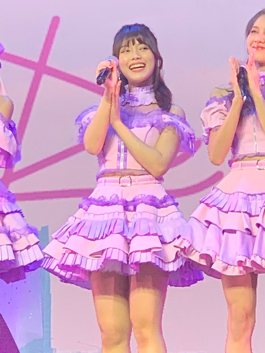 FatjoeJeng666's tweet photo. หนูลูกกกก 🐶🤏❤️
BNK48 Believers
#MusicBNK48
#BNK48_Believers_1stPerf https://t.co/f75SqdEXic