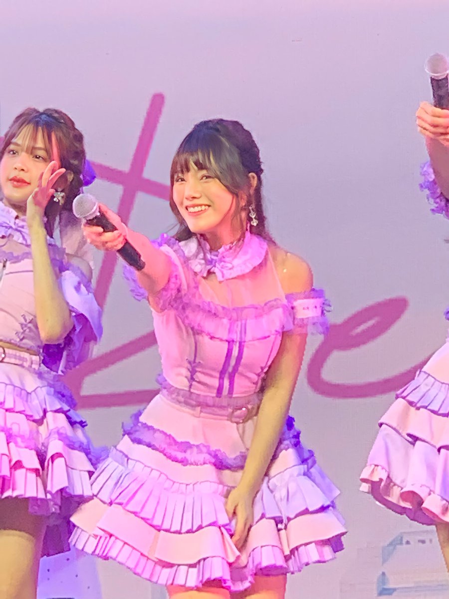 FatjoeJeng666's tweet photo. หนูลูกกกก 🐶🤏❤️
BNK48 Believers
#MusicBNK48
#BNK48_Believers_1stPerf https://t.co/f75SqdEXic