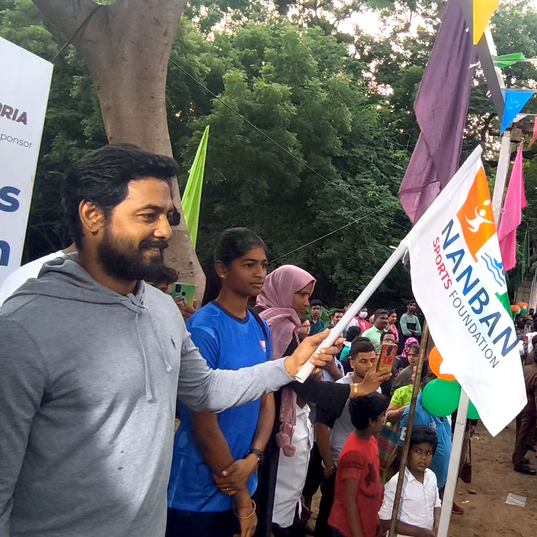Aariarujunan's tweet photo. Happy to have shared stage with Hon'ble Minister @SMeyyanathan to wave off flag and start the 2nd year Marathon of Nanban Sports Foundation (NSF). Hearty wishes to all the participants &amp; winners.
@SMeyyanathan #NSF #Nanbansportsfoundation #fitindia https://t.co/z8DH3G6Zn5