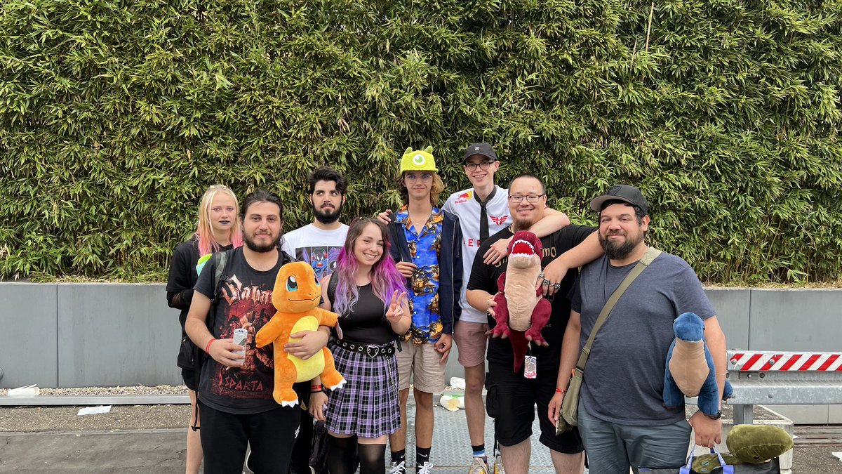From chat to community, from community to friends 💕