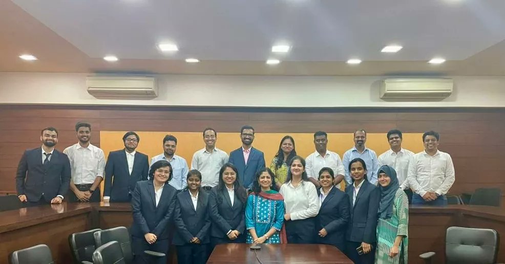 SiescomsNerul's tweet photo. The PGDM Pharmaceutical Management and PGDM Biotechnology students' summer internship program viva was conducted without a hitch, and the SIES School of Business Studies would like to thank all the panelists and the organizing team for that.
 
#SIESCOMS #SIESSBS #SIP
#Panelists https://t.co/h3xCs3V05J