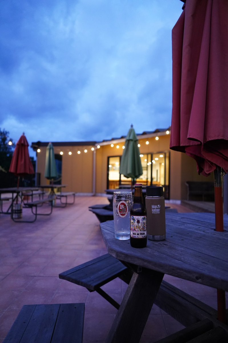 Kung_fu_7's tweet photo. camp Baird ソロキャン
最近飲む機会の少なかったベアードビール、久々に飲んだらやっぱり美味しい!
明日は早朝撤収して9時までに出勤です
#camp #キャンプ #ソロキャンプ #campBaird #Bairdbeer #ベアードビール #Craftbeer #クラフトビール https://t.co/b2eB7mhCJw