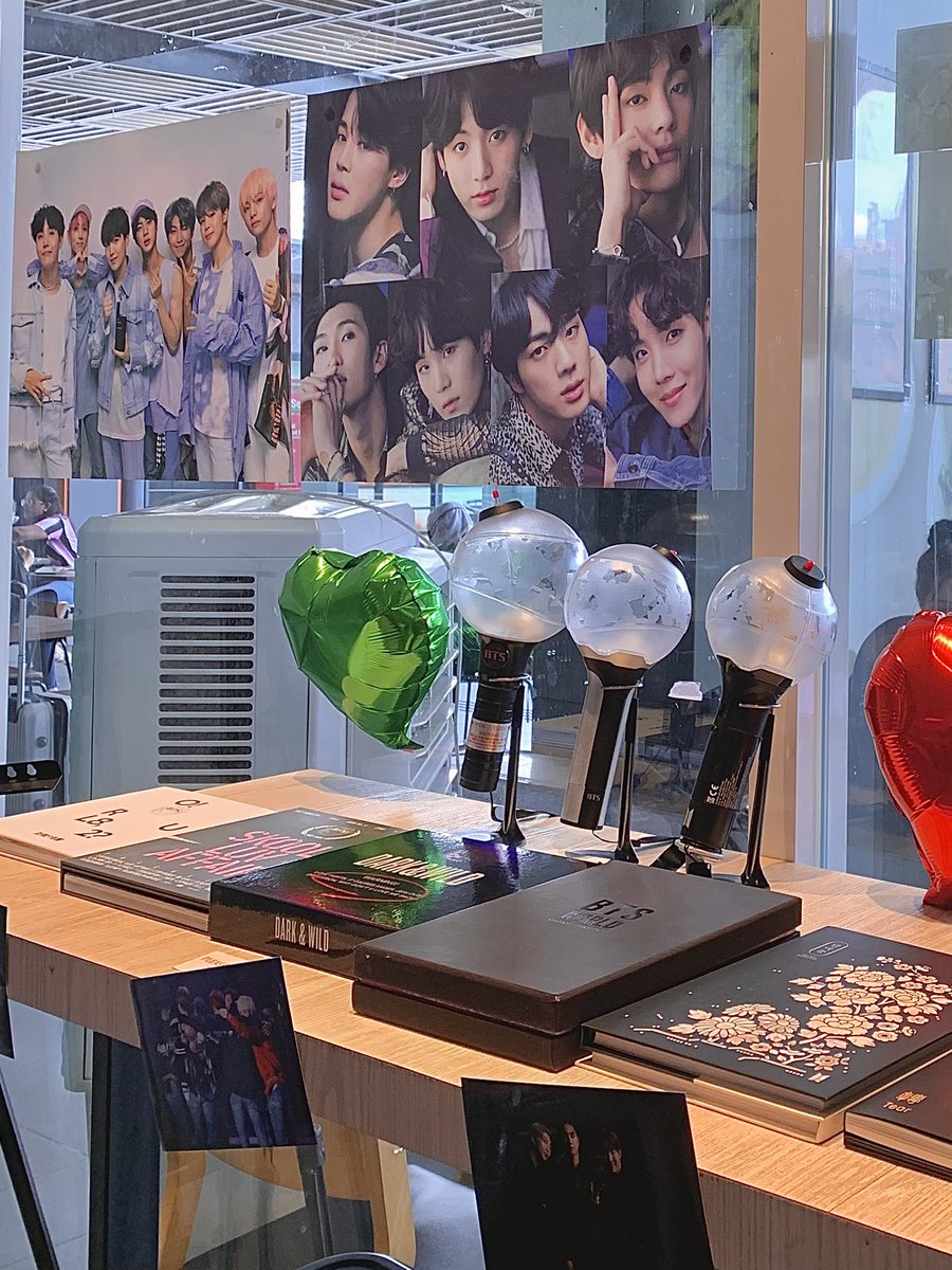 nfsf_'s tweet photo. #PlaydateWithBTS just now 💫 @DreamProjectMY https://t.co/cWPRWEp0yB