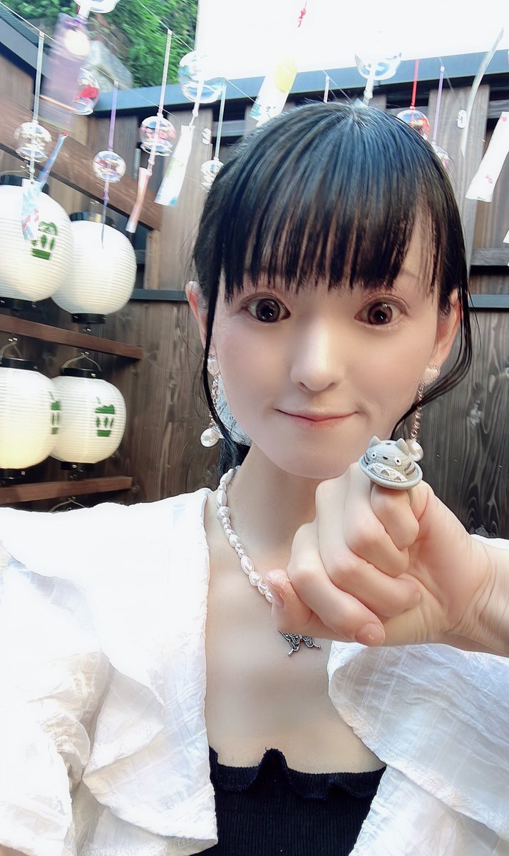 sodashi0114's tweet photo. セブドの"MeybeI"の音源を使うと、願いが叶う
となりのトトロリング💍
(@7bdots )
(@masafumi_7bdots )
(@km0224gt )
(@lyo0224 )
#セブド
#セブンビリオンドッツ
#SevenBillionDots
#MaybeI
#邦ロック好きと繋がりたい
#邦ロック好きな人と繋がりたい
#トトロ
#どんぐり共和国
#ジブリ
#ジブリガチャ https://t.co/LeLutgK3KB