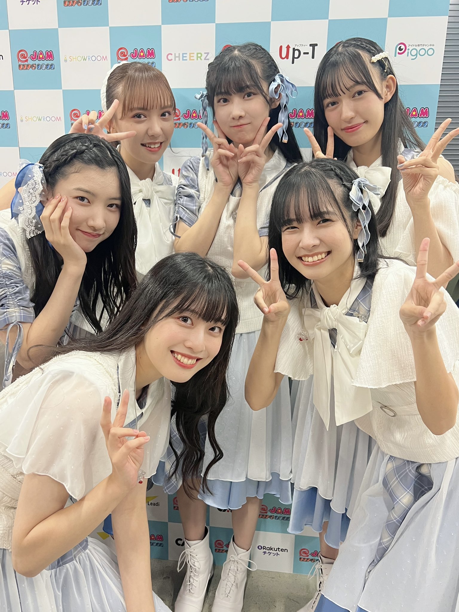 FbPdaDMakAACB-1?format=jpg&name=large