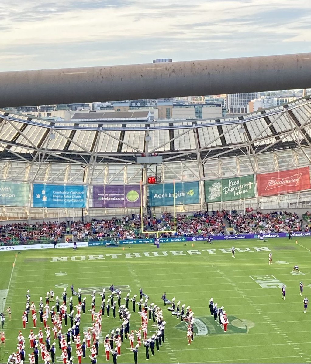 Ciarabira's tweet photo. Great game! @cfbireland 🏈🏈 @AVIVAStadium #lovedublin https://t.co/sW4gA2FrxE