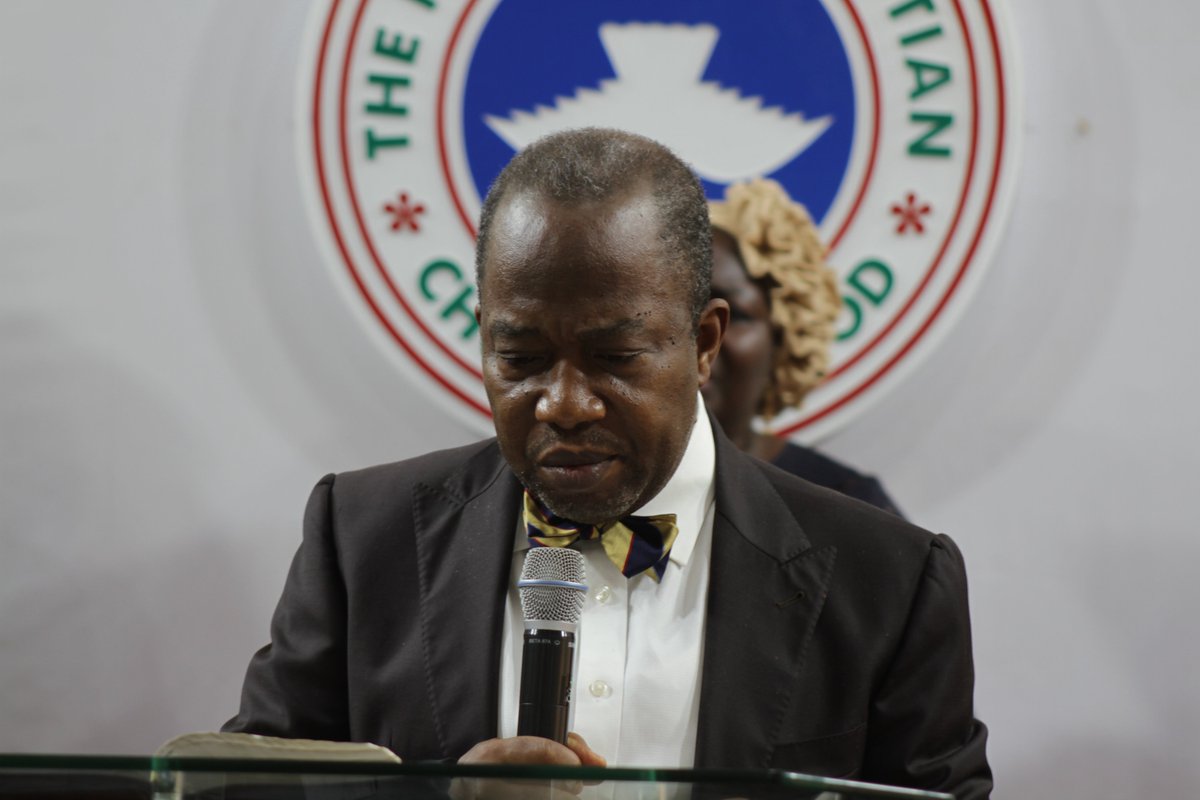 rccgmsp's tweet photo. But you are a chosen people, a royal priesthood, a holy nation, God's special possession, that you may declare the praises of Him who called you out of darkness into His wonderful light.
Ministering: Pastor Wole Osinupebi
#SundayService #RCCGMSP #RCCG #serviceonline #PerfectJu https://t.co/tk6IS13Bjk