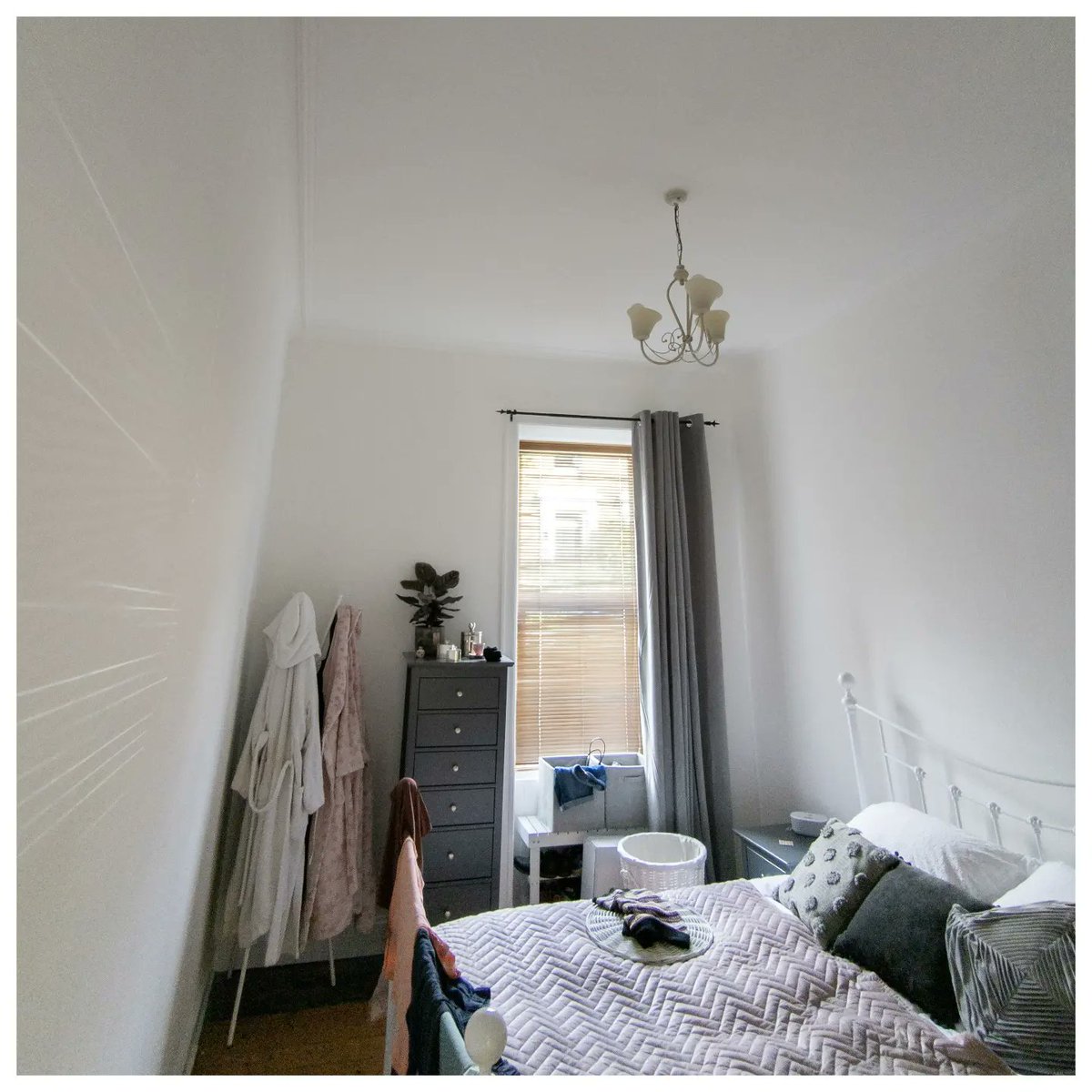 GeerafDecorator's tweet image. One fireplace removed 🔥
Two decorators worked on the project 🦒
Three rooms, hall and kitchen stripped, plastered and sprayed 🧑‍🎨
Four weeks of hard work 👷
Five windows glossed 🌟
Six radiators refreshed🌡️
Seven doors changed colour 🚪

#edinburghdecorator
#geerafdecorators