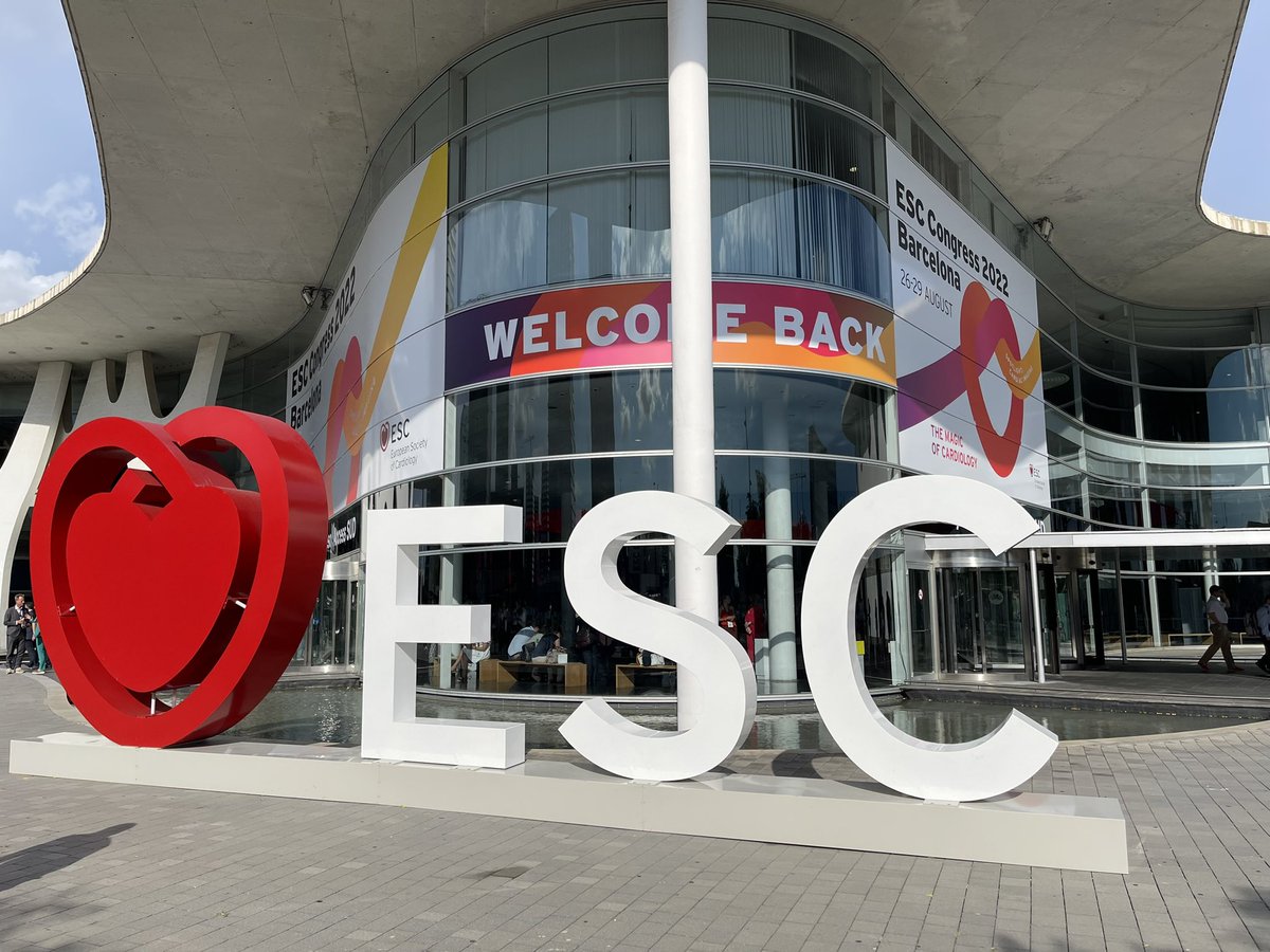 afilippaios's tweet photo. Incredibly grateful to present our post-hoc analysis of the Pulsewatch RCT examining smartwatch AF alerts and psychological health #esccongress2022 @escardio @DigiCard10MD @Tran_KVT @JMehawej @tenespaul @UMassChan_PDM @UMassChan. Thank you @RMAvanderBoon for chairing the event! https://t.co/QbUb59Ppnq