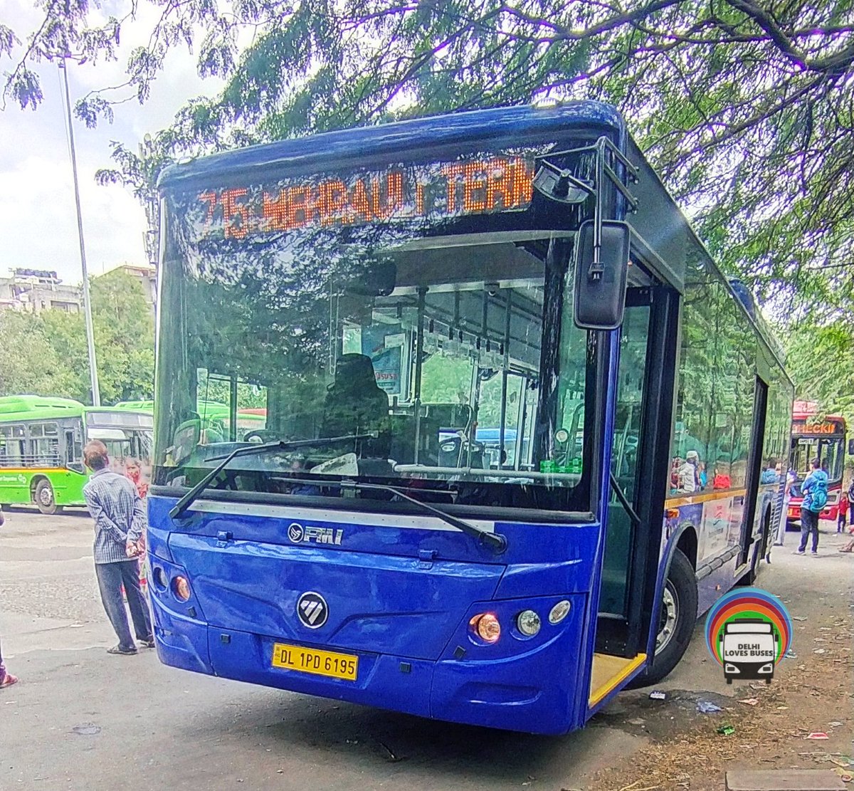 BusesDelhi's tweet photo. #New_Service
AC bus operations started on route no. 715
MANGLA PURI - MEHRAULI
via. Palam Flyover, Sadar Cantt Metro Stn., Palam Airport Bypass, Shankar Vihar, Mahipalpur, Masoodpur, Vasant Kunj Sector D, Sector A, Chattarpur Metro Stn., Lado Sarai, Qutub Minar. https://t.co/JQLEzc8YDD