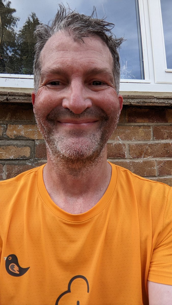 Adamdientes's tweet photo. Week 4 of @biggytimmkins plan done and feeling a huge difference! 16k @runningpunks #vrc done and dusted https://t.co/biENxkjEsm