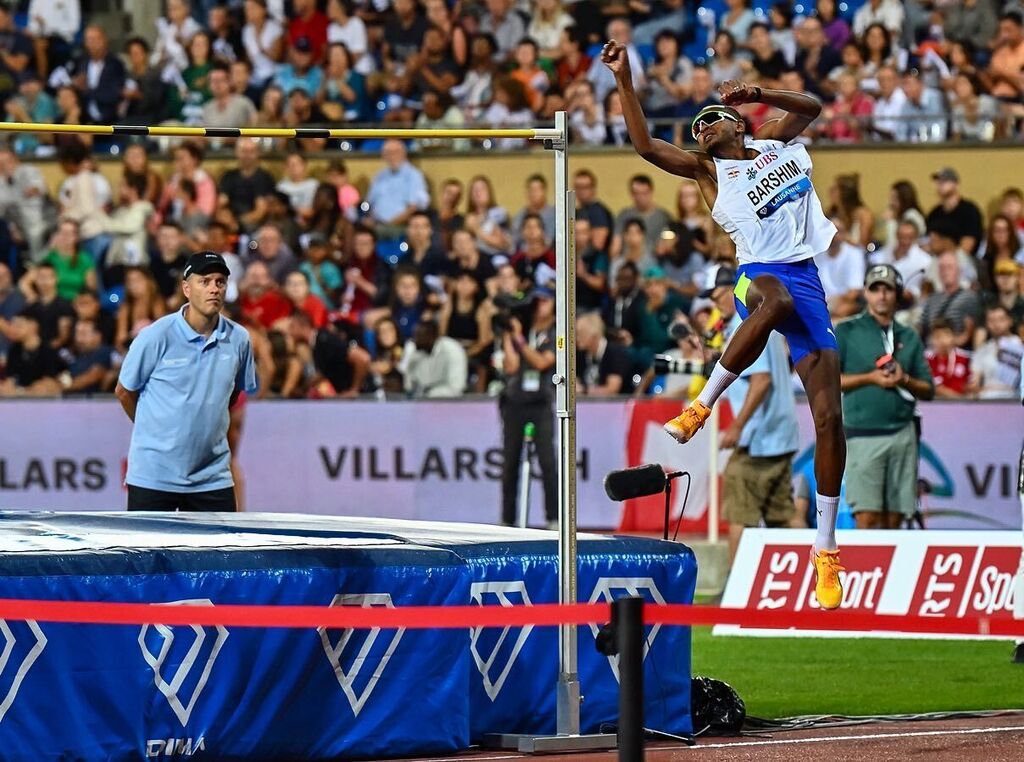 TrackFieldImage's tweet photo. Mutaz Barshim, Qatar, high jump . 22 Athletissima Lausanne.
.
.
#mutazbarshim #qatar #highjump #athletics #trackandfield #whatgravity #jeffcohenphoto #athletissima @mutaz.barshim https://t.co/yZ1BTQldBO https://t.co/17Ab7J8BlL