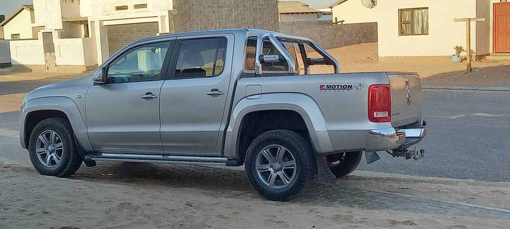 Skelemkey_NA's tweet photo. Amarok for sale urgent. 
2.0 tdi 4x4 manual gearbox 6 gears in front.
N$320k  Neg. Call:0818164497 https://t.co/s9gsWEjL49