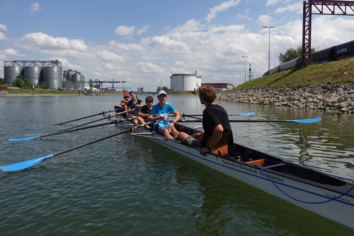 Alle in einem #Boot #Rudern mit #Sehbehinderung – <a href="/ARTEde/">ARTE</a> Journal Junior begleitet unsere Jugendlichen bei einem #Training im Rheinhafen #Karlsruhe
arte.tv/de/videos/1107…
#Inklusion