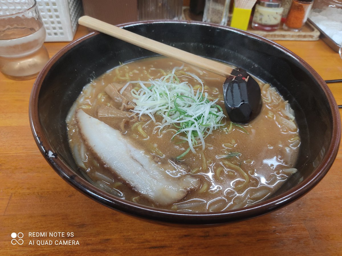 そして飯テロ！
人気店の信玄に初めて行ってきました〜🙌
1時間待ちくらいでした😂