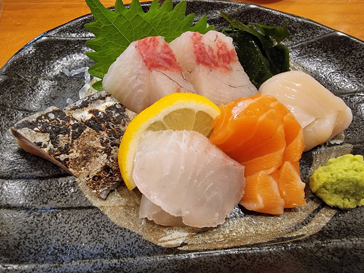 CDTR_Bristol's tweet photo. Not having travelled a great deal recently, I seem to have completely forgotten how good #sashimi and #sushi is in Japan - good to catch up. #TWHM conference starts tomorrow - looking forward to it. A great conference. https://t.co/NHg67awbl3