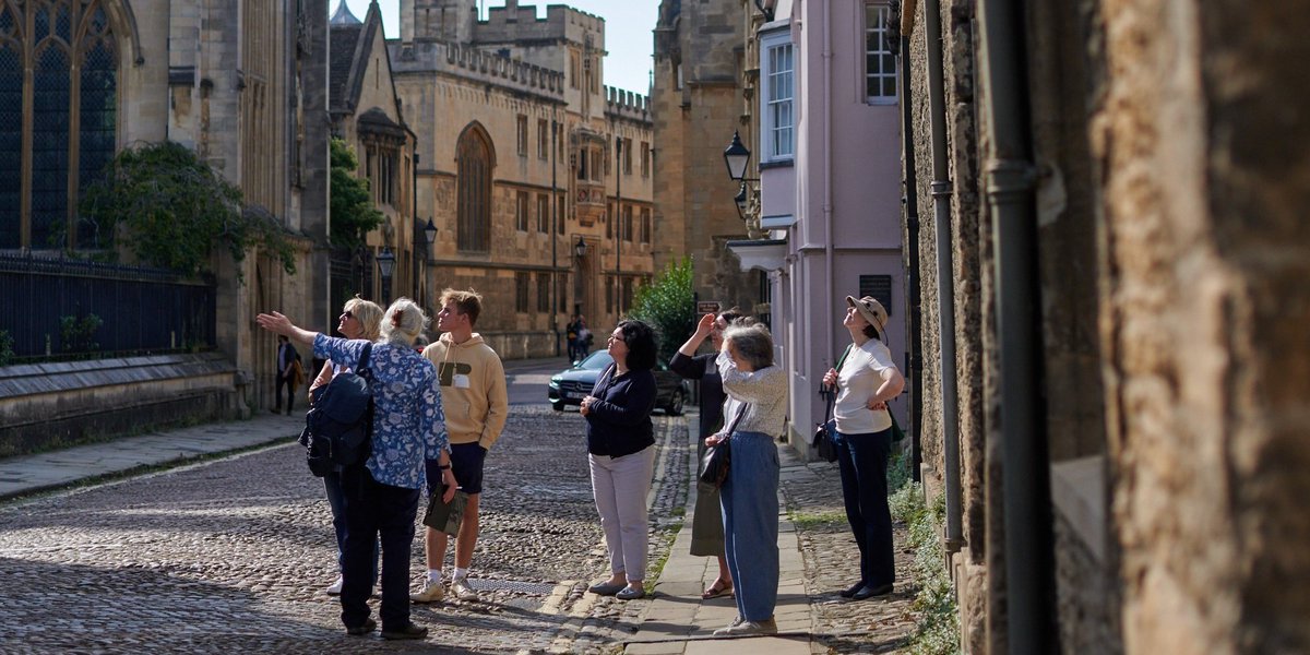 There is so much to do during #OxfordOpenDoors on 10 &amp; 11 September! Aside from venue openings, we offer free walks, exploring topics from the history of medicine to Oxford's first air balloon. Why not see your city from a different angle try and try a tour? 📸 Louise Long
