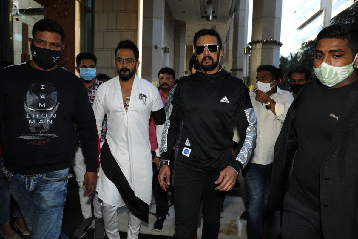 RBKSFAOfficial1's tweet photo. Kingu 😎👿🔥

🤜 #KingKicchaBdayCDP 🤛

@KicchaSudeep
 #KicchaSudeep𓃵 #VikrantRona https://t.co/WyELmzdxyP