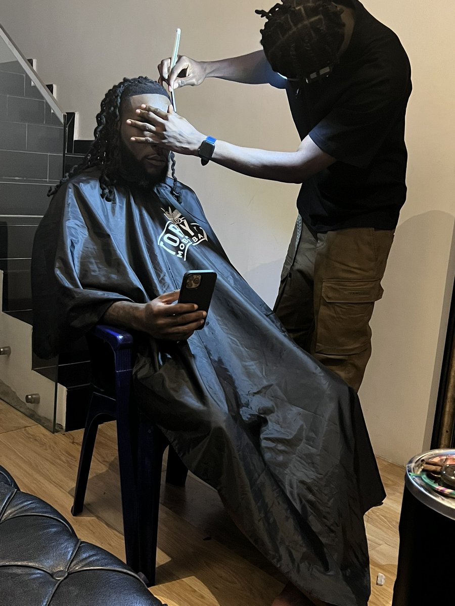 Topzy the HAIROSURGEON💈 tweet media