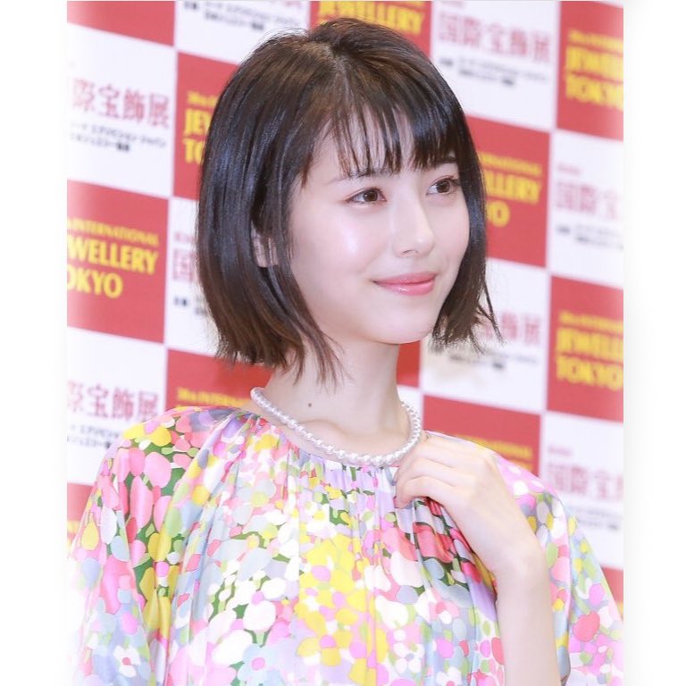 KirieTatsuya's tweet photo. #浜辺美波　#べーやん　#切り絵　#hamabeminami https://t.co/pEVCB7knab