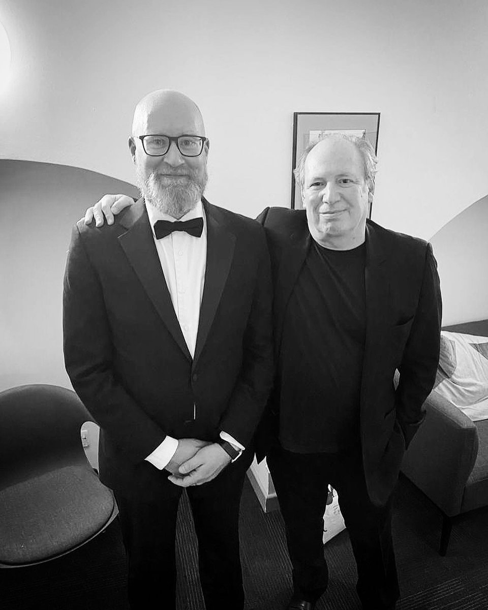 conductorben's tweet image. Still processing a truly extraordinary day yesterday, my debut performances at @bbcproms. Hugest thanks to the astonishing @BBCSSO, to @HansZimmer @IainFarrington @AURORAmusic @Nina_Bennet @ChrisGPackham &amp;amp; @MeganMcCubbin, and everyone who came. My heart is pretty full right now.