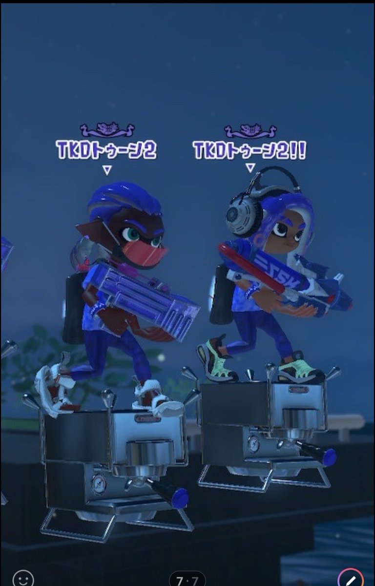 tkdspl's tweet photo. スプラトゥーン３前夜祭♥️

子供と一緒にゲーマー・・・
(^o^;)

王冠付いた❗
＼(^o^)／ https://t.co/f1m8j55BQ5