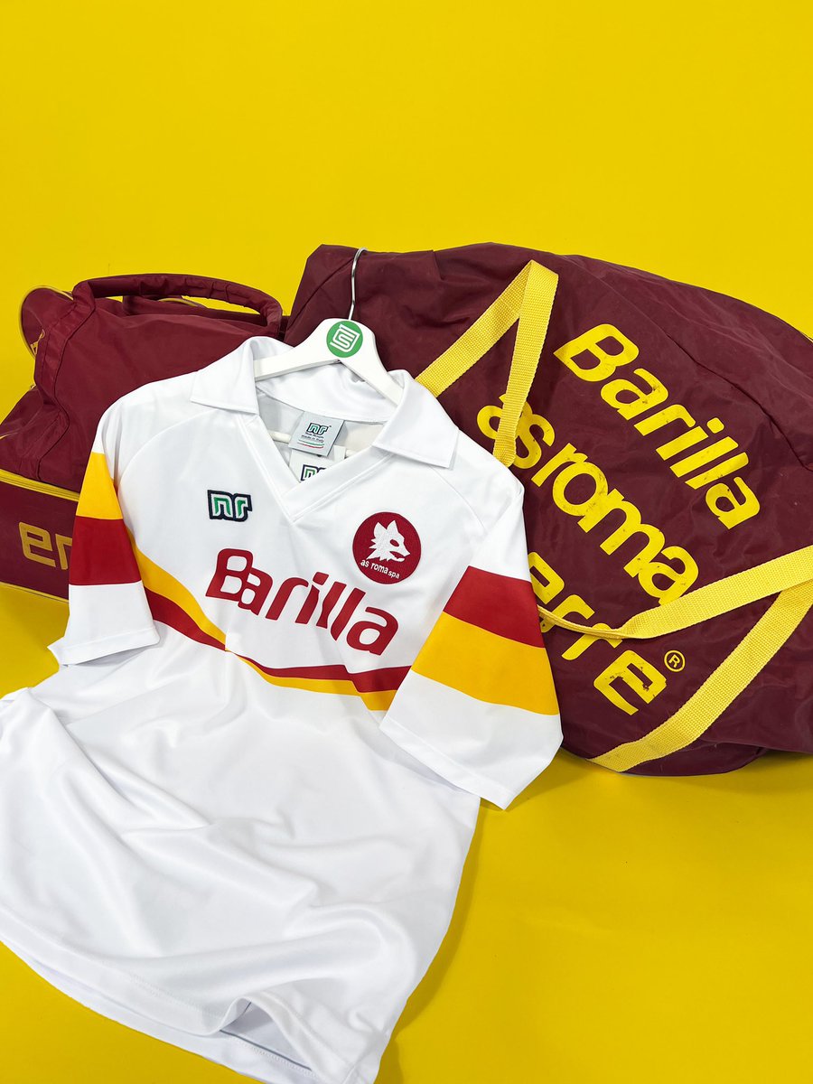 RB - CSJ / 90 Vintage Football Store tweet media