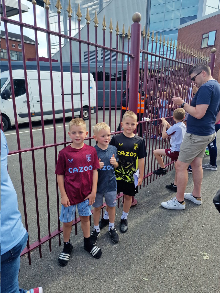 There first ever villa game my wallet is feeling it 🤣