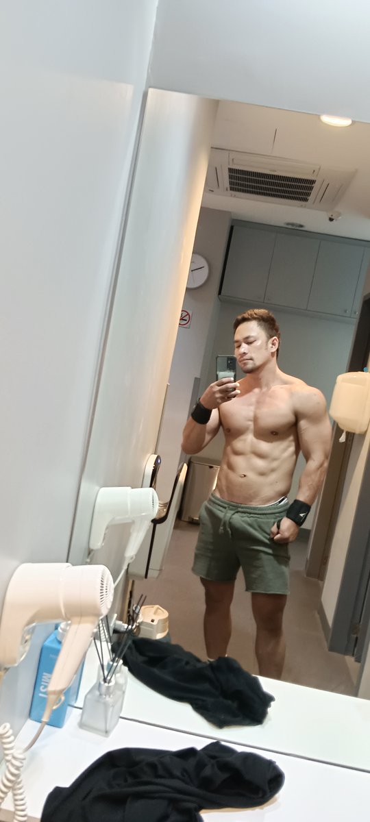 phmodels101's tweet photo. Anton | Height: 5'9" | Metro Manila
Call/Text: 0912-332-4444 - Freelancer
MORE PHOTOS CLICK LINKS BELOW:
https://t.co/QgCYOuPhdl
https://t.co/szGMOS7G52 | 
@phmodels101
#mandaluyongmasseurs
#manilamasseurs#masseursinmanila https://t.co/4aVa7HfdHb