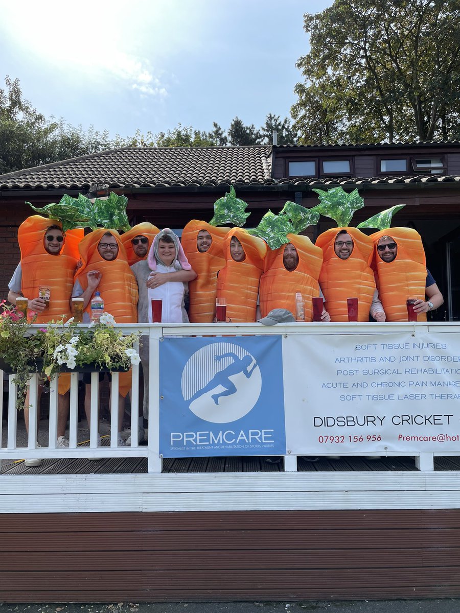 9 lads (carrots and bunny) who were meant to be at the test match coming down to Didsbury to watch the 3rd XI Cheshire League Finals Day! Enjoy boys🏆🍻🌀

<a href="/ECB_cricket/">England and Wales Cricket Board</a> <a href="/lancscricket/">Lancashire Cricket</a> #Cricket #OldTrafford #Lancashire
