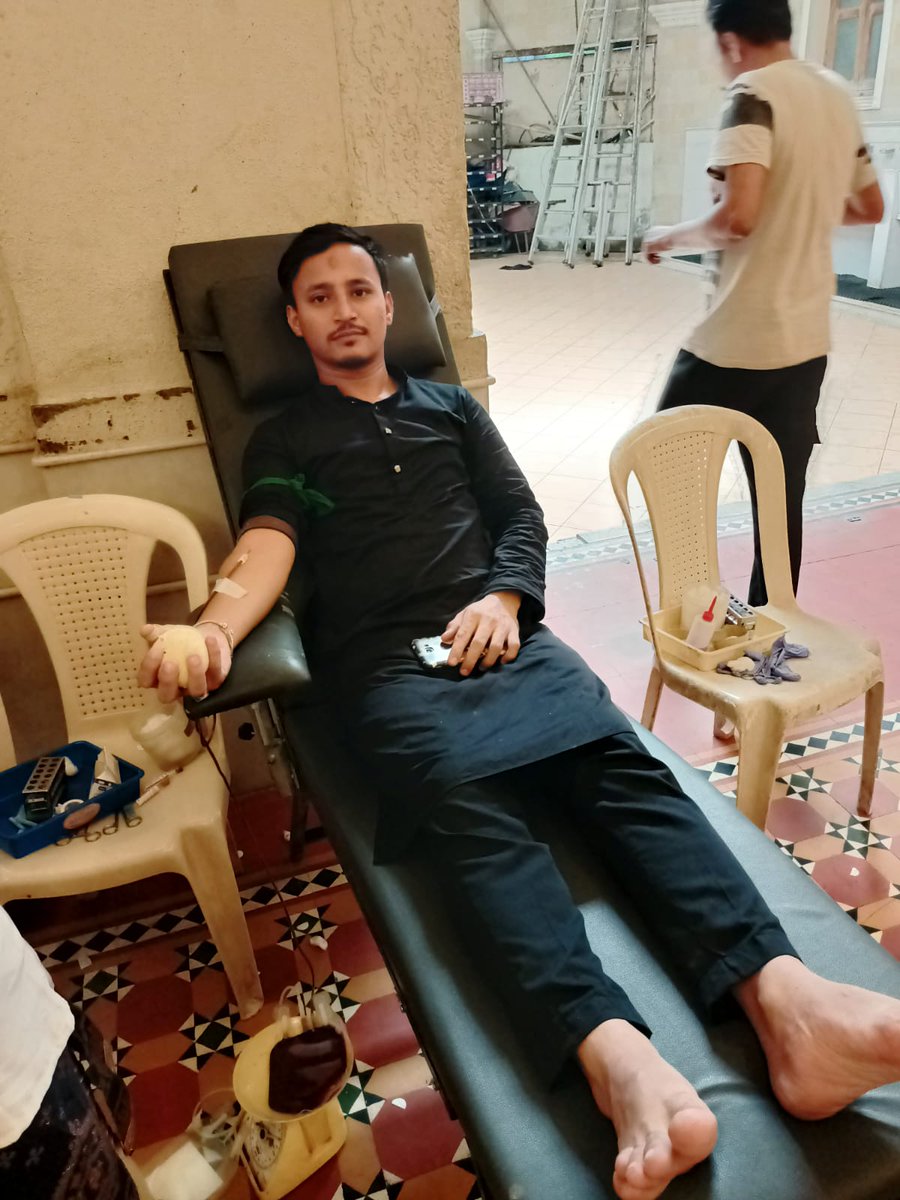 AbbasRizvi1998's tweet photo. "Whoever Saves A Single Life, It Is As If They Have Saved All Of Humanity" (Quran 5:32)

Blood Donation In The Name Of Imam Hussainع Who Gave His Blood In Karbala, To Save Humanity Until The End Of Time. @WhoIsHussain #GlobalBloodHeroes https://t.co/OfBtfpH7Wz