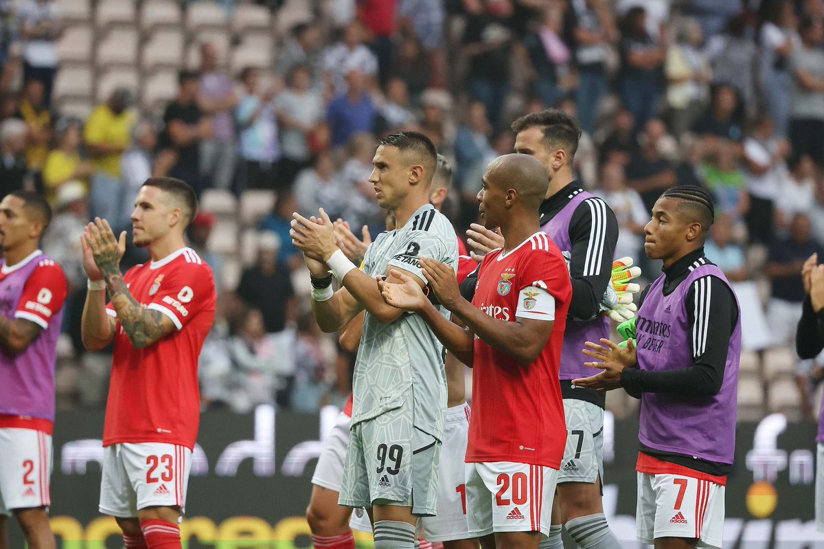 vlachOD1mos's tweet photo. +3  🦅🔴⚪️ 
#BFCSLB #ligaportugalbwin 
#EPluribusUnum https://t.co/wiY864bkLo